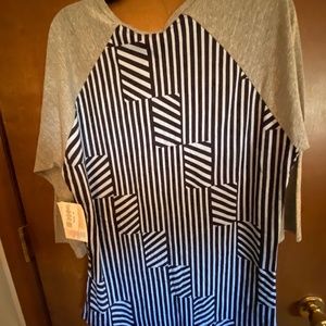 Women’s XL LuLaRoe “Randy” Shirt